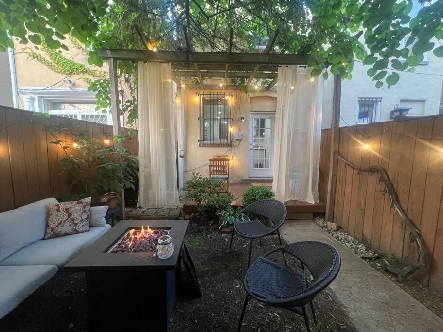 וושינגטון 3-Bedroom House With Cute Patio Explore Dc On Foot מראה חיצוני תמונה