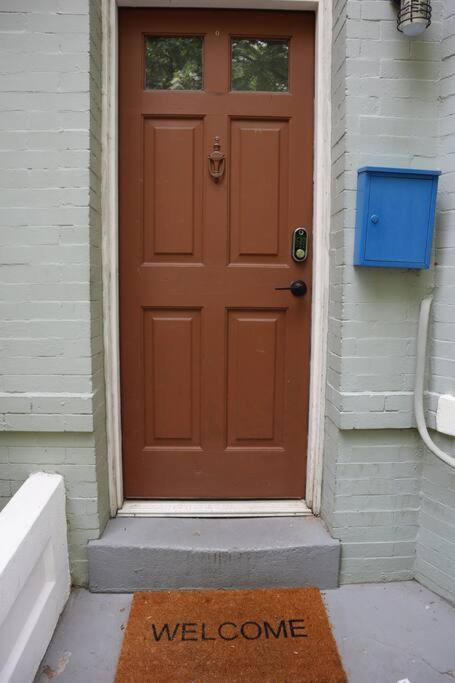 וושינגטון 3-Bedroom House With Cute Patio Explore Dc On Foot מראה חיצוני תמונה